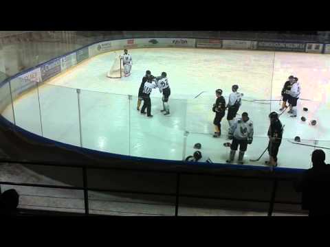 Bójka MUKS Naprzodu Janów z GKSem Katowice - 31.10.2014