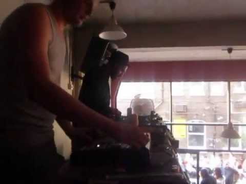 Y-etizm live MPC @ Melotronic, Cafe 1001 , July 2013