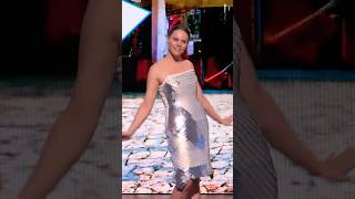 The World’s First Digital Dress