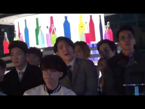 141113 WINNER DURING IU's Meaning Of You PERF!