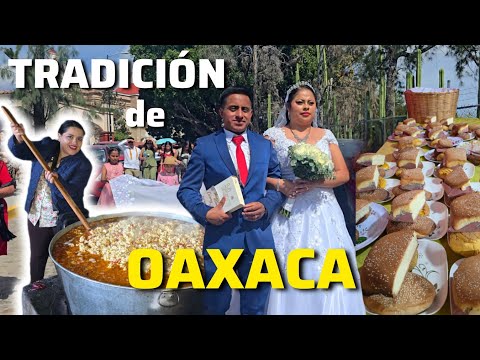 ASÍ de INCREIBLE es una BODA TRADICIONAL en OAXACA MÉXICO. Mucha Comida BAILE DEL METATE