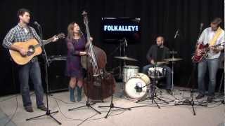 Folk Alley Sessions: Missy Raines and the New Hip- 