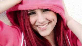 Ariana Grande-Have Yourself A Merry Little Christmas