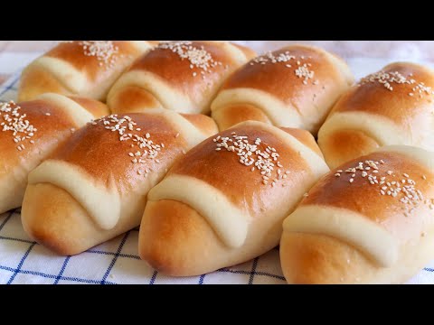 Hong Kong Style Coconut Cocktail Buns