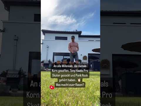Denkt dran ordentlichen Bio-Dünger zu verwenden und regelmäßig zu mulchen☝🏼 #millennials #rasen