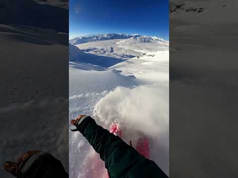 GoPro | Elena Hight’s Favorite Snowboarding Sesh #Shorts #Snowboarding