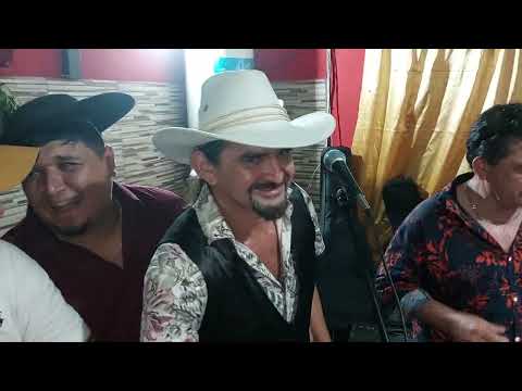 PICHI GOMEZ EL SENTIMENTAL DE LA CUMBIA