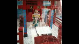 preview picture of video 'Coinop Fortune teller at a temple in Kaohsiung Taiwan'