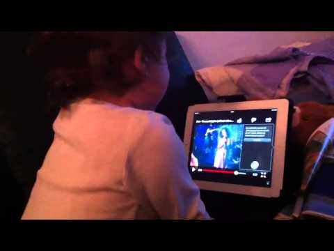 Amedeea and iOS Siri