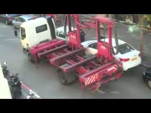 Israeli Tow-truck