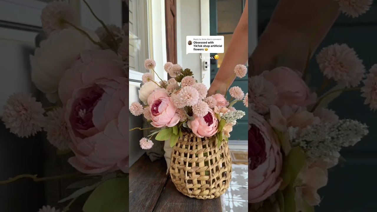 Gee Can’t stop, won’t stop 💐🧺 I can’t get enough of this faux floral combo, they’re so realistic