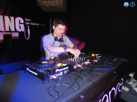 CLIFFY BURROWS LIVE @ ENTRANCE 016 - SALA STARVING - MADRID (16-11-2013)