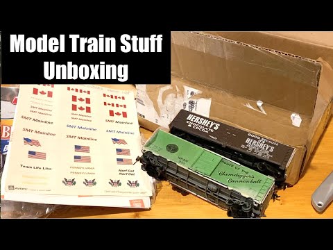 Unique Model Train Fan Mail Unboxing - Two Box Cars and More!