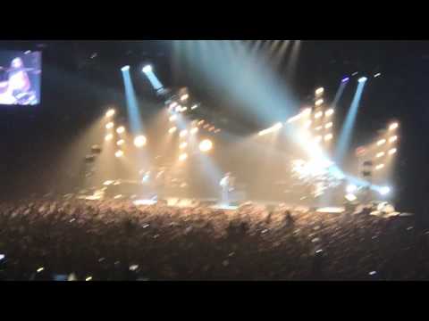 Kings of Leon - Use Somebody live Sheffield Arena 10/06/17