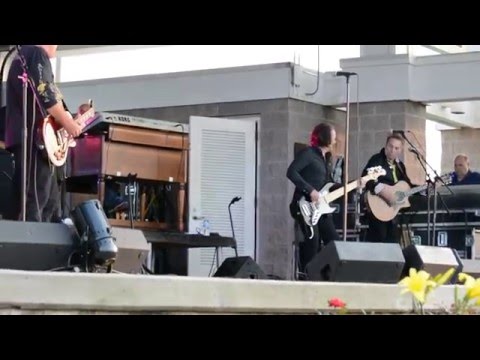 Tommy James and the Shondells - Draggin' the Line - 7/25/2014