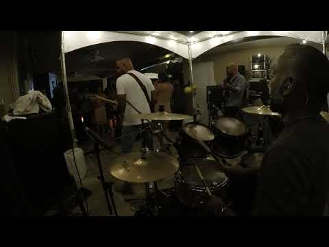 Kuchh Gadbad Hai with The Avatar band