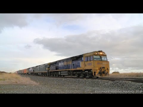 93 & G Class Locomotives on MA5 Container Train - PoathTV Australian Railways