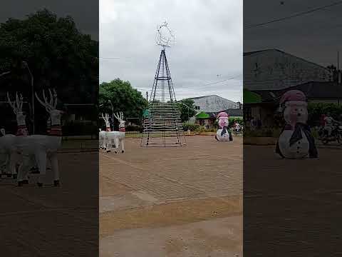 decorando la plaza de mahates par navidad 20205