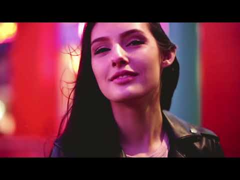 A Flock Of Seagulls - I Ran (So Far Away)