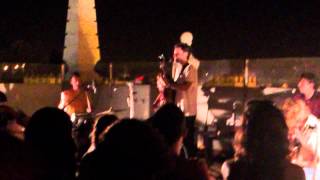 Supersubmarina - Canción de guerra. Live the roof Sevilla 2012