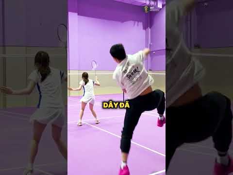 Lý Do Dân Cầu Lông Chuyên Nghiệp Tự Cắt Bỏ Dây Vợt 🏸😱