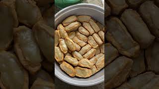 Download lagu Preparing Tofu for Tahu Kocek #homecooking #food #tutorial #cookingtutorial #tahukocek mp3
