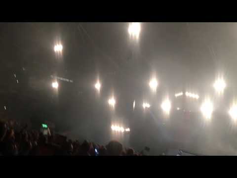 Earthquake Dimitri Vegas & like Mike winter edition 2016 /11/12 veltins arena