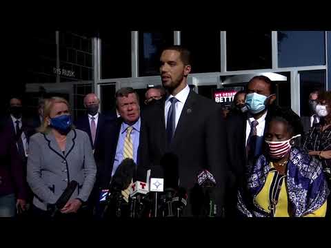 法官否決了GOP在德克薩斯州的廢票申請。 (Judge rejects GOP bid to scrap votes in Texas)