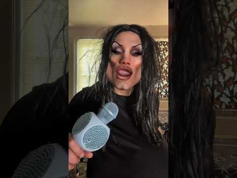 Auntie Lubert is a great singer💀🤣#funnyshorts #comedy #shorts