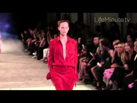 A.F. Vandevorst Spring 2015: Free Falling Fashion