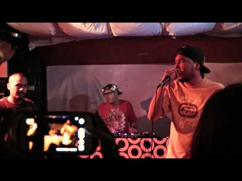 Cosho Man - Nos Fuimos (con El Woody) - Live en El Sótano
