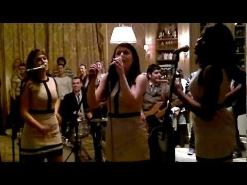 The Pepper Pots: Highway + You're Still In My Mind. Hotel Palace (Barcelona), 14th March 2012. 3/3