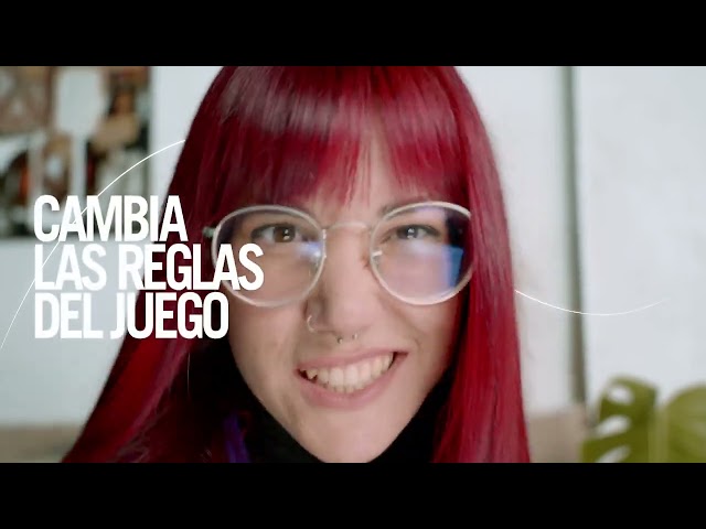 Vídeo relacionado con REVLON PROFESSIONAL Equave Acondicionador Profesional Bifásico Desenredante para Cabellos Teñidos, Sin Aclarado, Aporta Hidratación y Fija el Color, 200ml