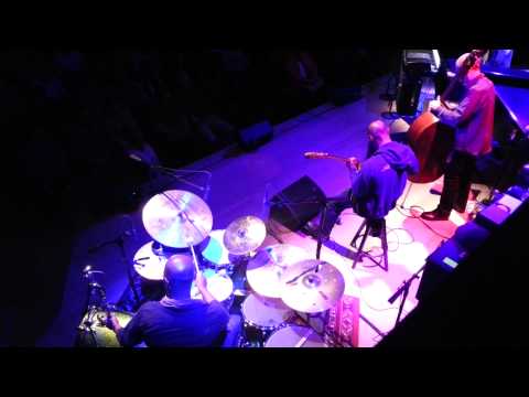 Eric Harland - with Dave Holland's Prism (Breathe)