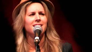 Lucie Silvas - Alone