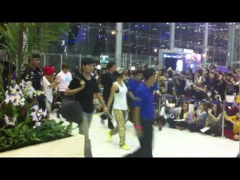 121004 SISTAR Back to Korea