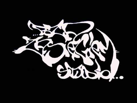 TREFNO MOCOWNIK ''Świat pełen kopi'' bit Ś P  ErnesT