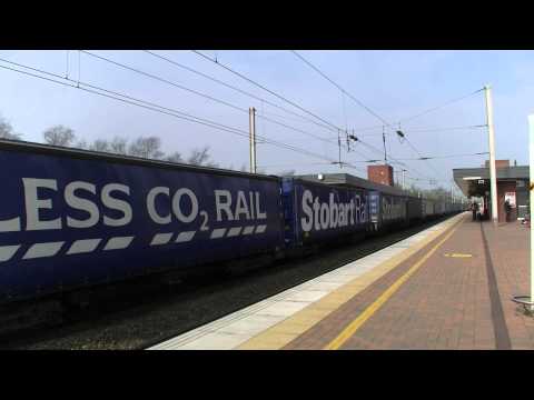 92037 Intermodal at Wigan North Western