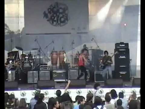 Kolapso Social - Arroja La Bomba (Rock al Río 2012)