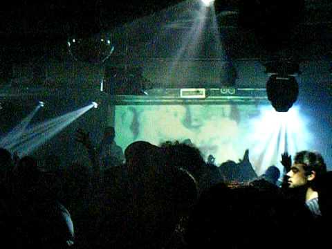 DJ Fresh & MC Jakes live at Blackout, Rome 30-04-2010 pt3