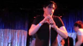 Art Brut - Moving to LA