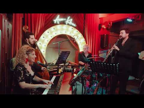 Esra Üçcan - C’est Beau Live Concert