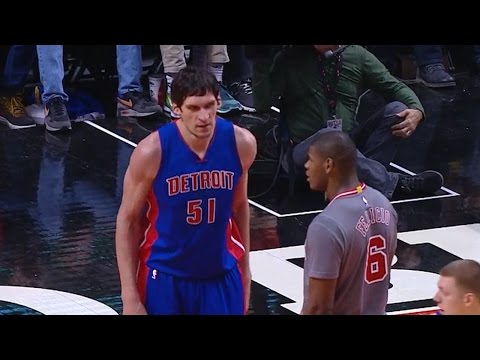 Boban Marjanovic Posting Up Bobby Portis | Pistons vs Bulls | Dec 19, 2016 | 2016-17 NBA Season