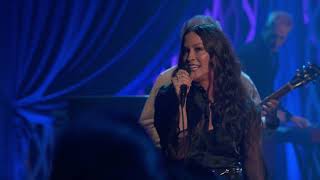 Alanis Morissette - Ironic | Everybody&#39;s Live with John Mulaney