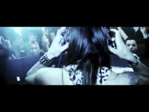 Deborah de Luca Teaser