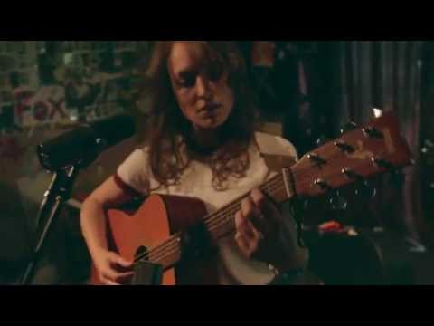 Izzie Yardley - So Easy  - Spiritual Sessions