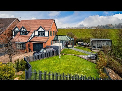 Rowanswood Drive, Godley, Hyde