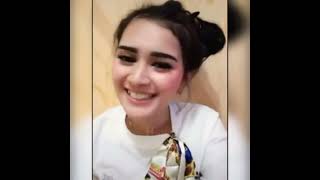 Download lagu ulva riani tiktok mp3