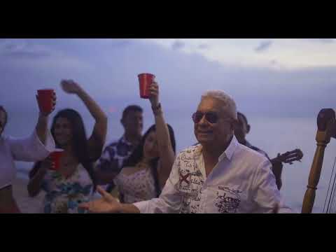 REYNALDO ARMAS MAMÁNDOLE GALLO AL TIEMPO