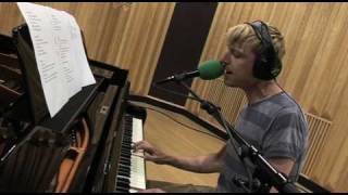 Studio Brussel: Michael Jackson - Human Nature (Das Pop Bent Van Looy cover)